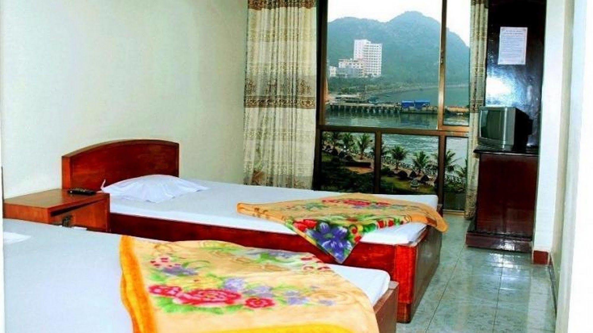Nam Phuong Hotel Dong Khe Sau Екстериор снимка