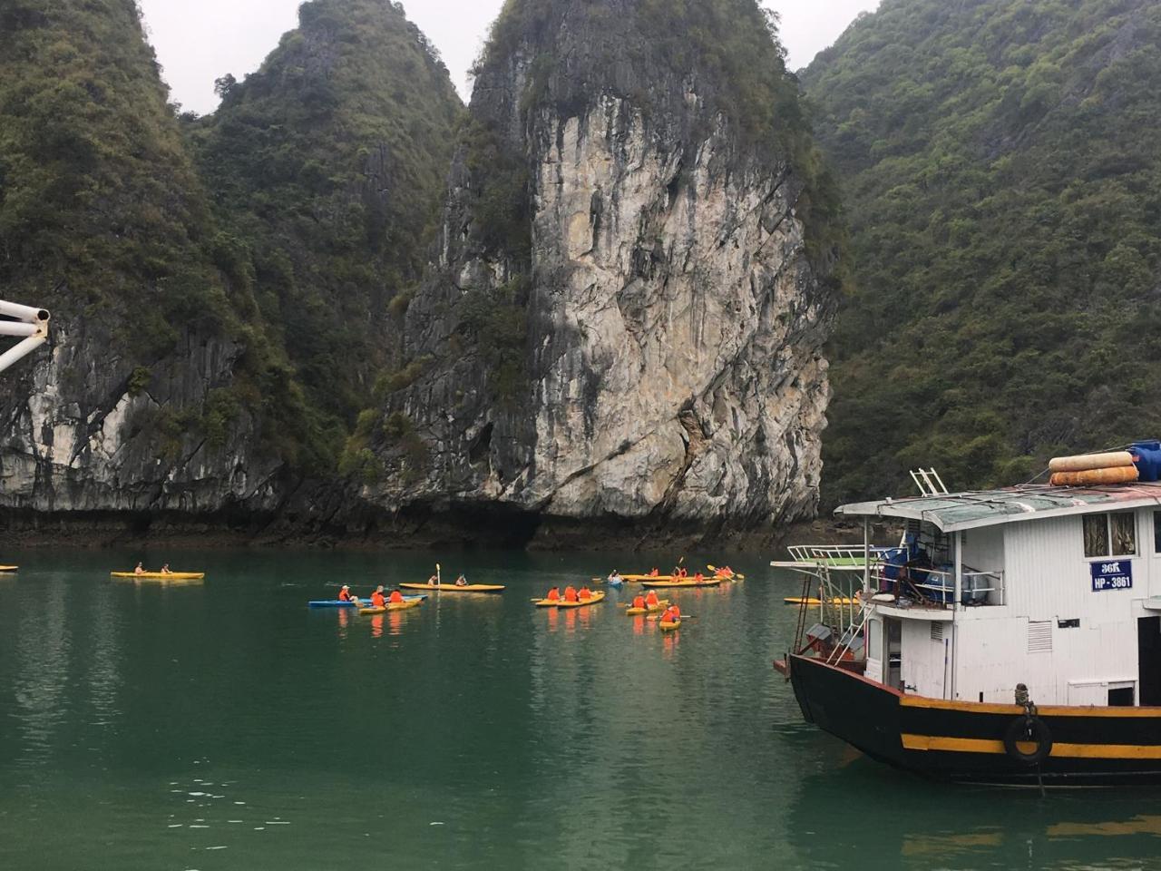 Nam Phuong Hotel Dong Khe Sau Екстериор снимка